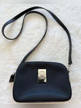 Gianfranco Ferre Golf crossbody black bag Authentic